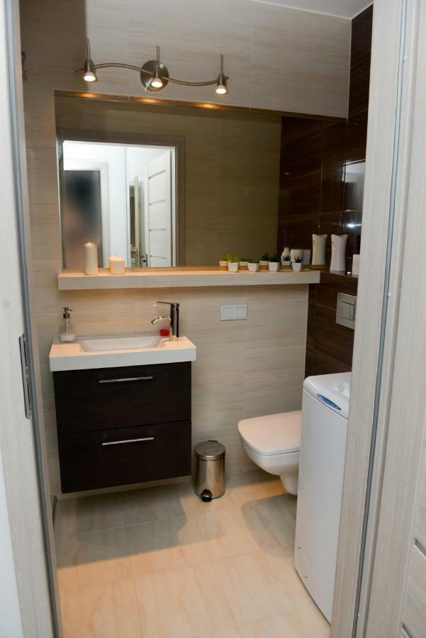 Apartament Zeromskiego Lägenhet Biała Podlaska Exteriör bild